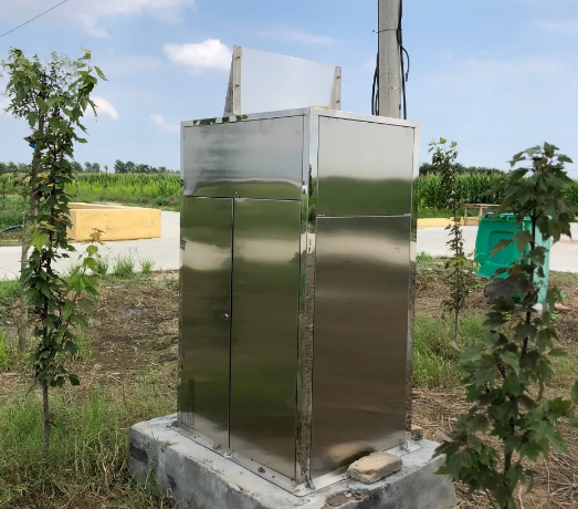 云飞高空测报灯